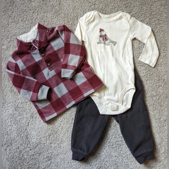 Carters- Baby Boy- 9 Months- 2 sets- winter- fall - Picture 7 of 9